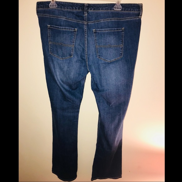 Jeans - Picture 2 of 5